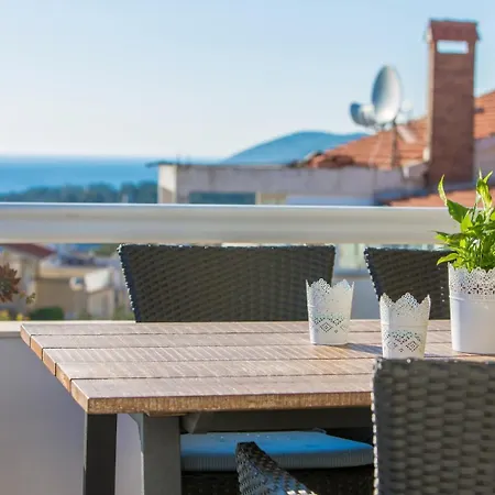 Peaceful With Beautiful View Хвар